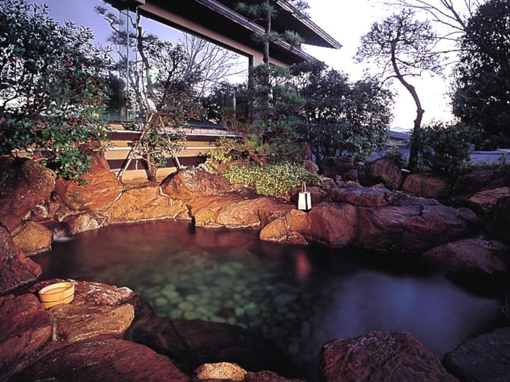 Tokiwa Hotel Kōfu Exteriör bild